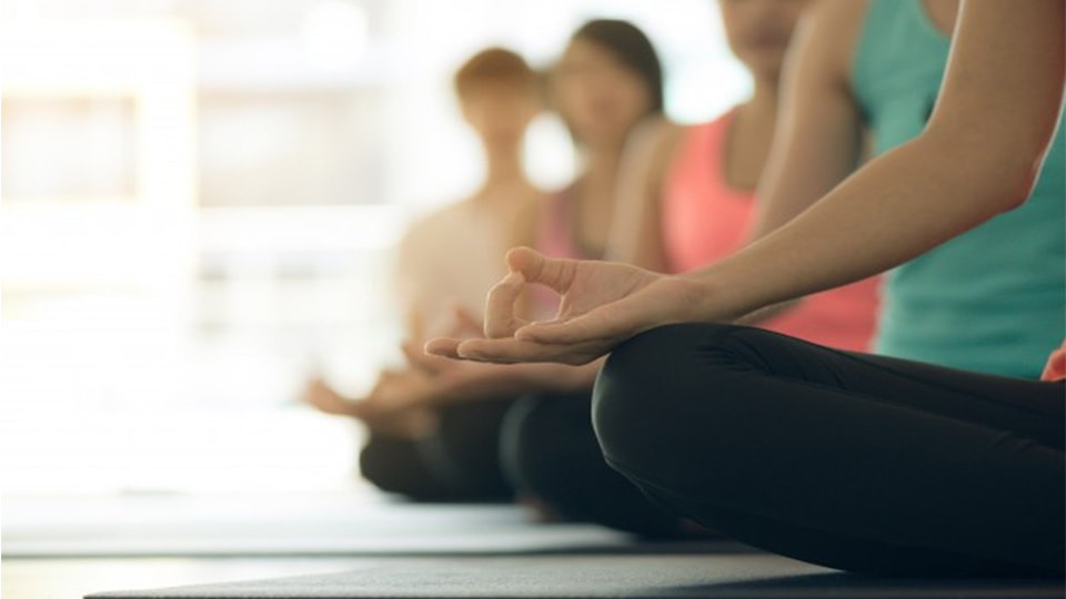 young-women-yoga-indoors-keep-calm-meditates-while-practicing-yoga-explore-inner-peace-yoga-meditation-have-good-benefits-health-photo-concept-yoga-sport-healthy-lifestyle-1253-1052_orig